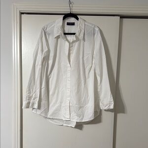 Classic White Relaxed Fit shirt
